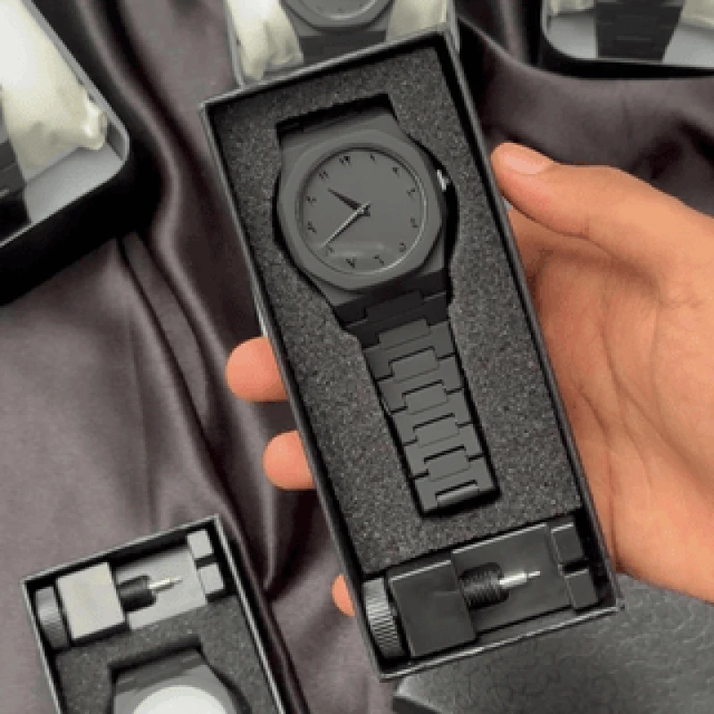 Aura Arabic Dial Watch 🕒